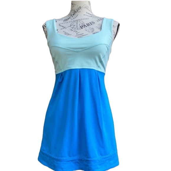 Lululemon Blue Two-Toned Active Tank Top - Picture 5 of 9